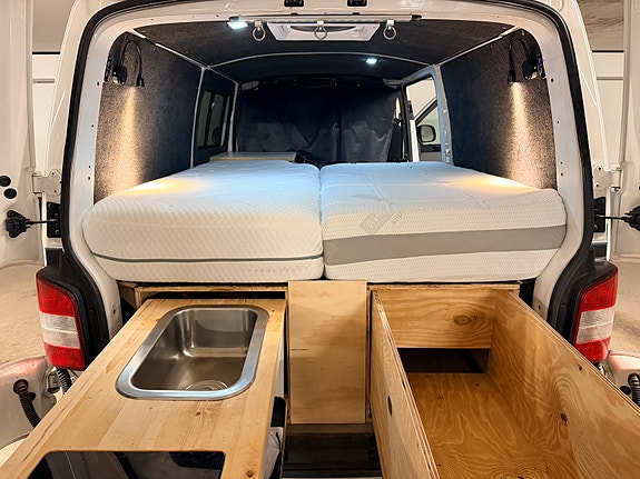 Volkswagen Transporter T30 (T5) 8 of 8