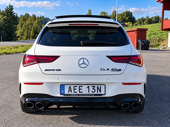 Mercedes-Benz CLA45 8 of 9