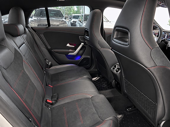 Mercedes-Benz CLA45 7 of 9