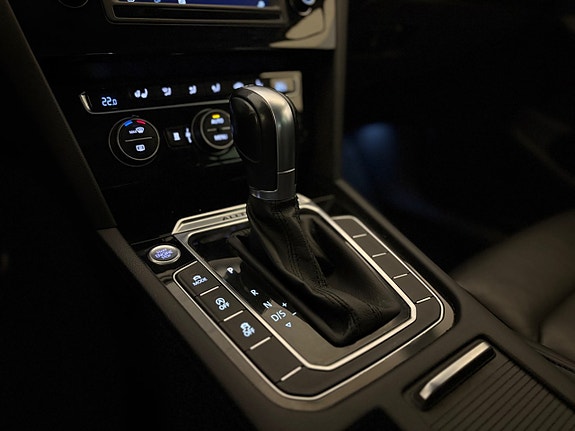 Volkswagen Passat Alltrack 5 of 5