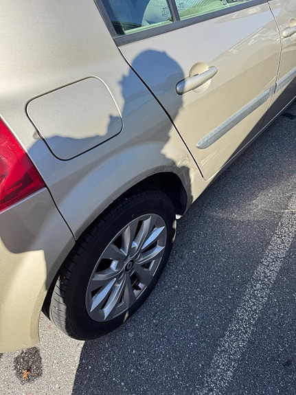 Renault Megane II 4 of 5
