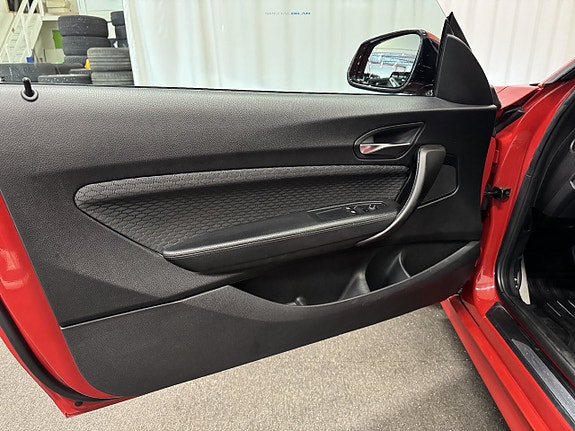 BMW 220d 5 of 20