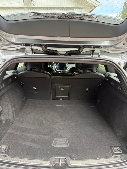 Volvo V60 9 of 9