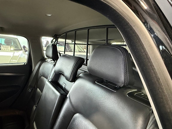 Volvo XC70 10 of 29