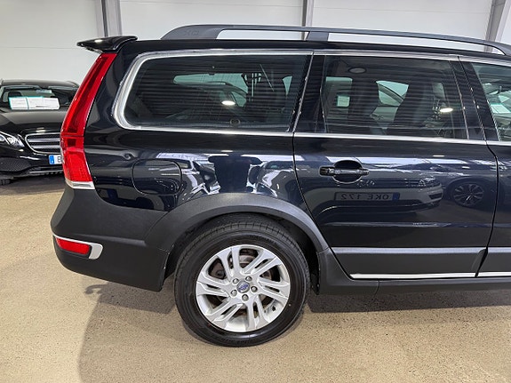 Volvo XC70 16 of 29