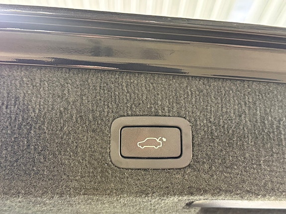 Volvo XC70 14 of 29