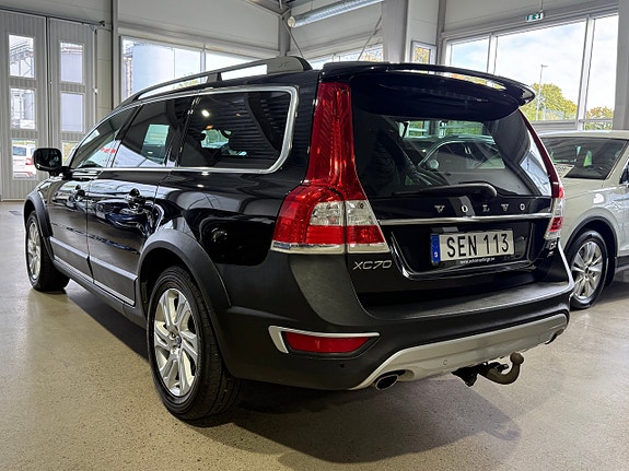 Volvo XC70 12 of 29