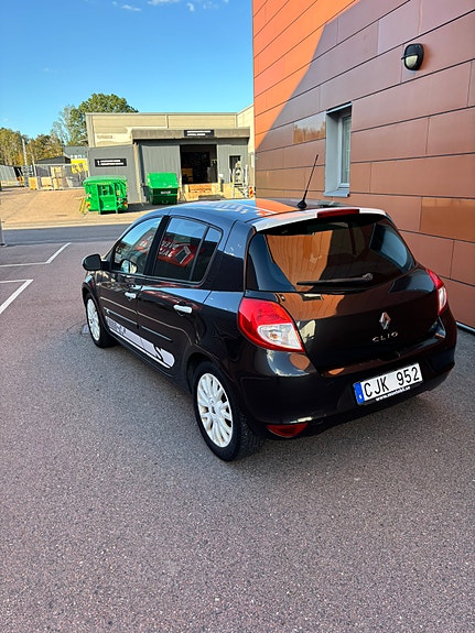 Renault Clio 5 of 9