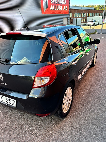 Renault Clio 4 of 9