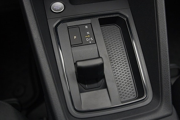 Volkswagen Caddy 10 of 17
