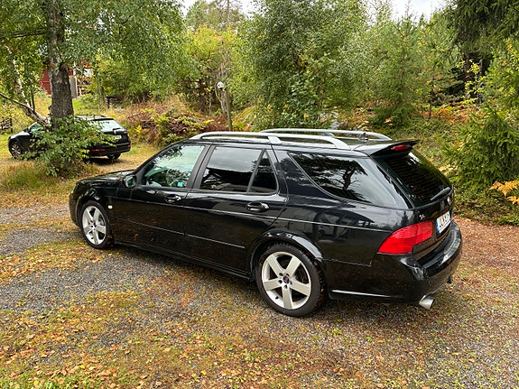 Saab 9-5 3 of 15