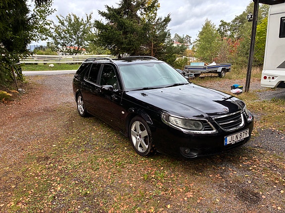 Saab 9-5 2 of 15