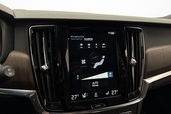Volvo V90 Cross Country 20 of 30