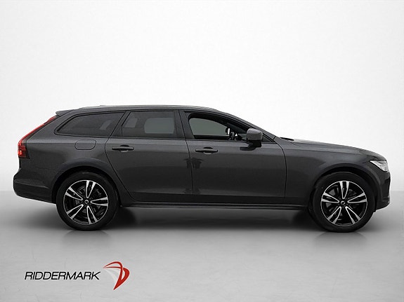 Volvo V90 Cross Country 6 of 30