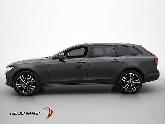 Volvo V90 Cross Country 4 of 30