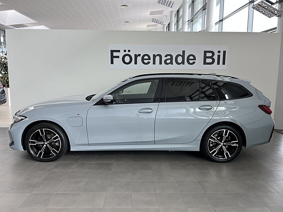 BMW 330e 3 of 15