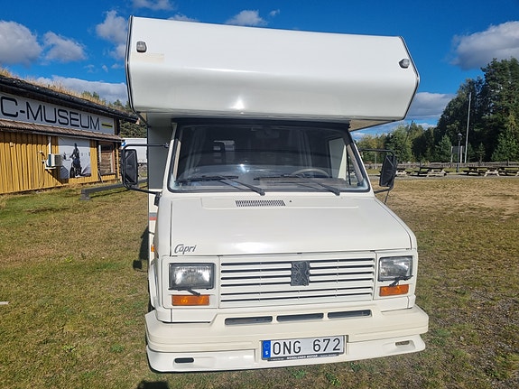 Peugeot Swift Capri 14 of 14