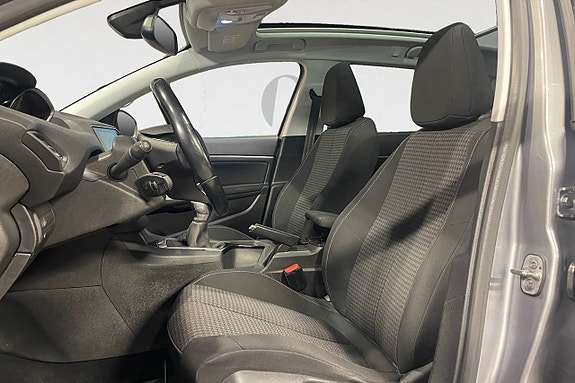 Peugeot 308 3 of 17
