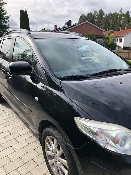 Mazda 5 3 of 4