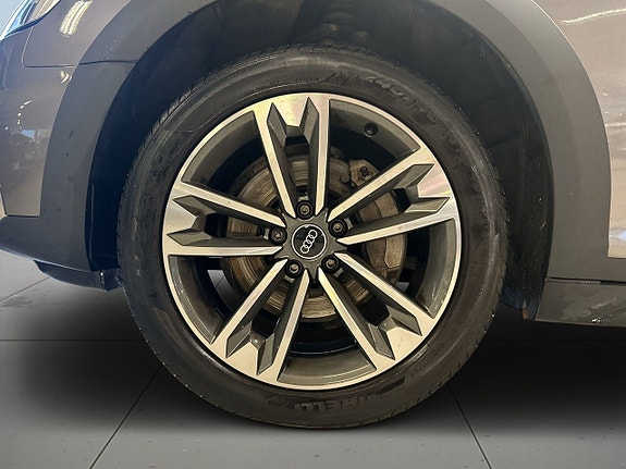 Audi A4 allroad 14 of 19