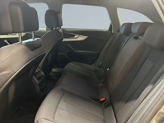 Audi A4 allroad 13 of 19