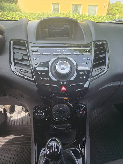 Ford Fiesta 8 of 8