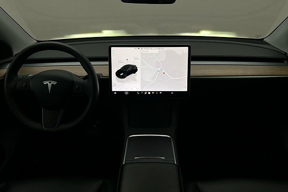 Tesla Model Y 3 of 3
