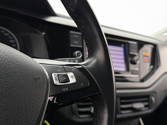 Volkswagen Polo 15 of 27