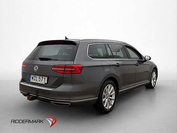 Volkswagen Passat 8 of 29
