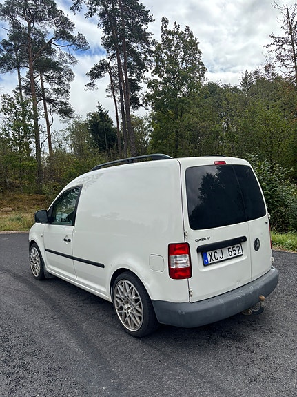 Volkswagen Caddy 3 of 5