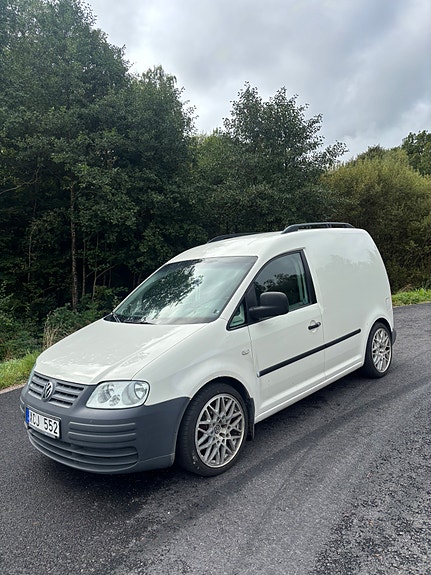 Volkswagen Caddy 4 of 5