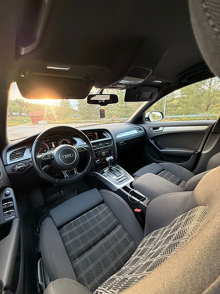 Audi A4 8 of 15