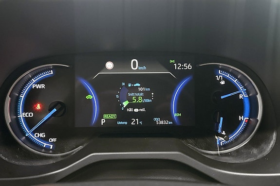 Toyota RAV4 10 of 18
