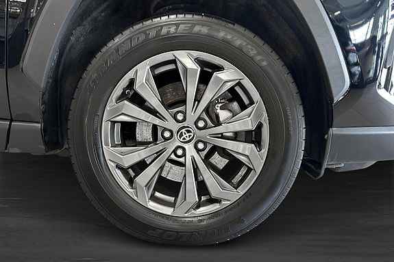 Toyota RAV4 18 of 18
