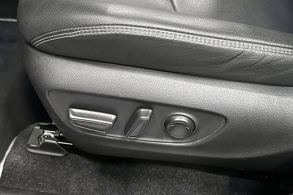 Toyota RAV4 17 of 18