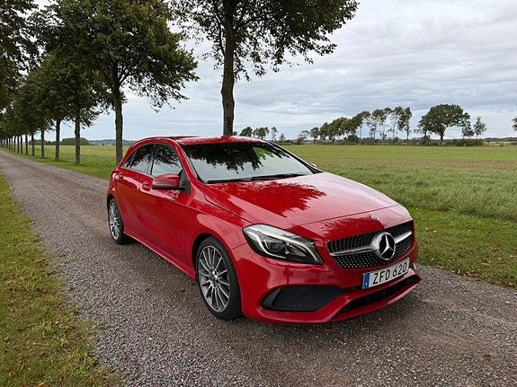 Mercedes-Benz A180 2 of 8