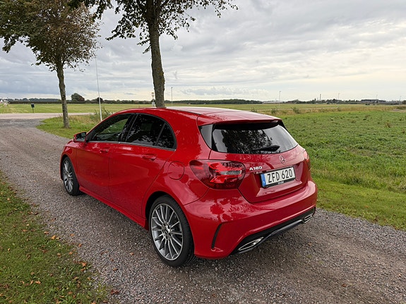 Mercedes-Benz A180 4 of 8