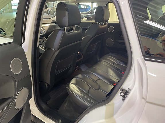 Land Rover Range Rover Evoque 10 of 17