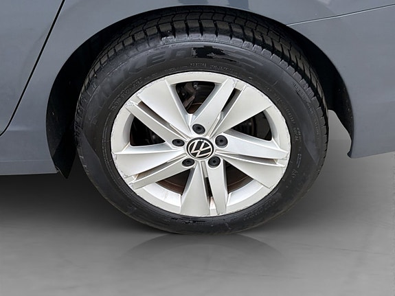 Volkswagen Golf I 26 of 28