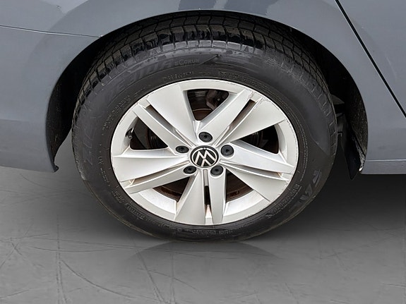 Volkswagen Golf I 27 of 28