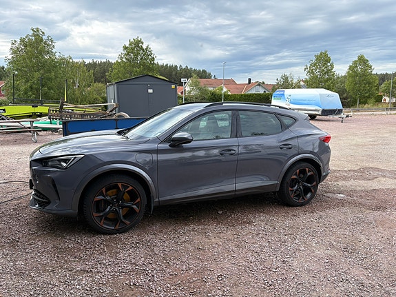 Cupra Formentor 4 of 9