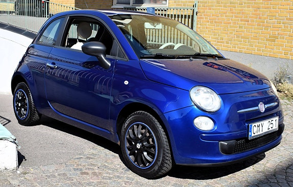 Fiat 500 2 of 9