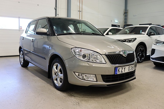 Skoda Fabia 2 of 22