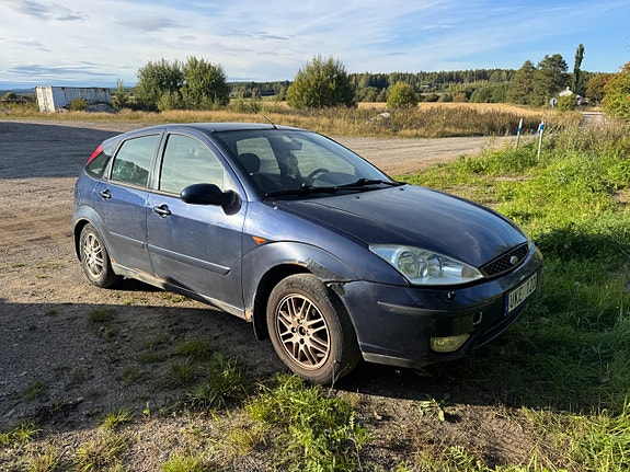 Ford Focus 2 of 5