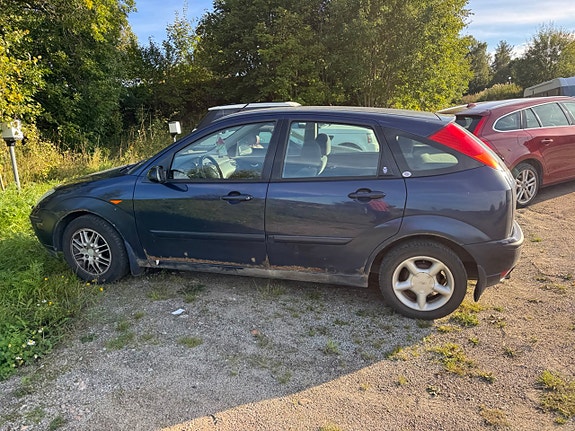 Ford Focus 3 of 5