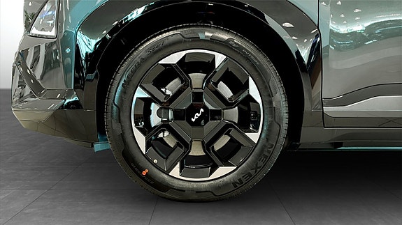 Kia EV5 9 of 18