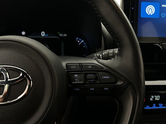 Toyota Yaris Cross 17 of 30