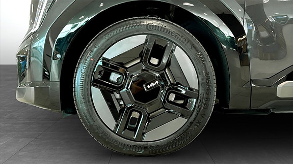Kia EV9 9 of 13