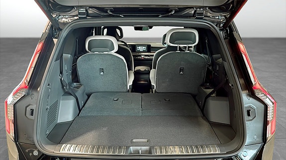 Kia EV9 10 of 13