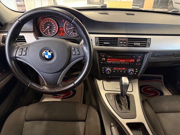 BMW 325i 12 of 18